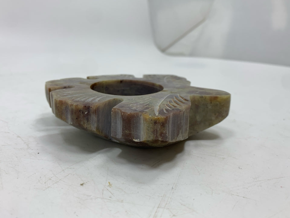 SOAPSTONE LEAF TEA LIGHT HOLDER.