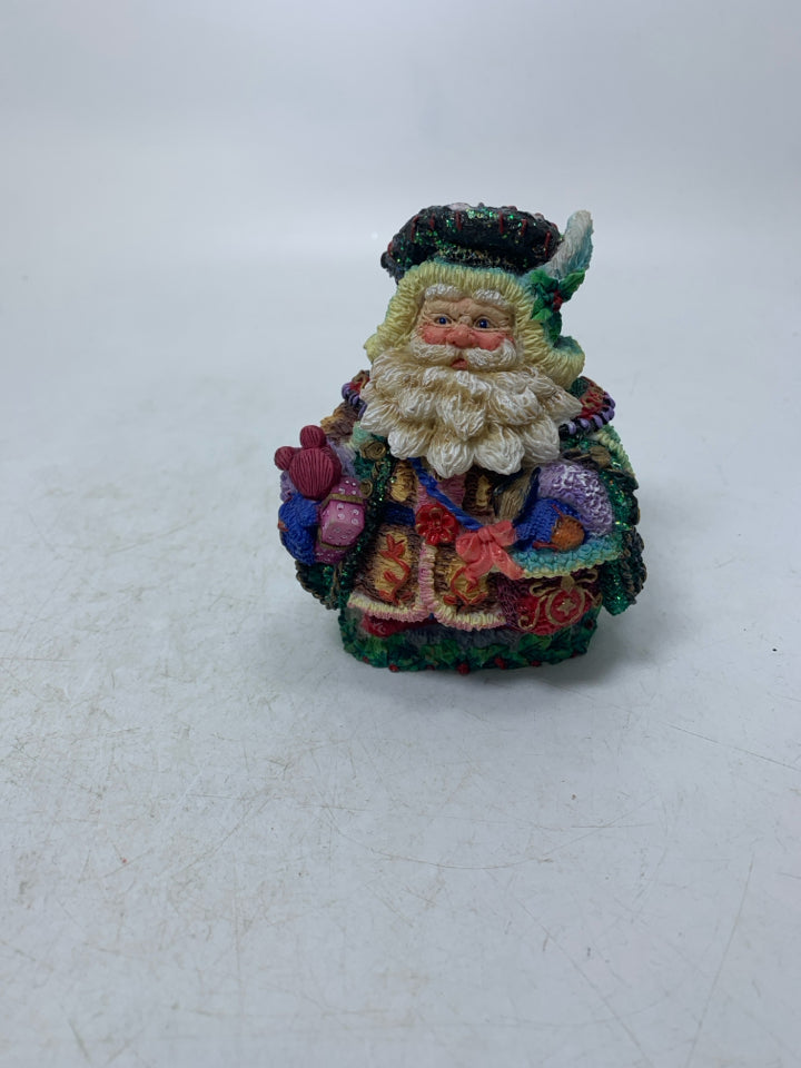 VTG CRINKLE CLAUS "PARIS CRINKLE" RESIN SANTA.