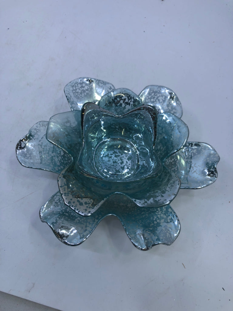MERCURY GLASS FLOWER TEA LIGHT HOLDER.