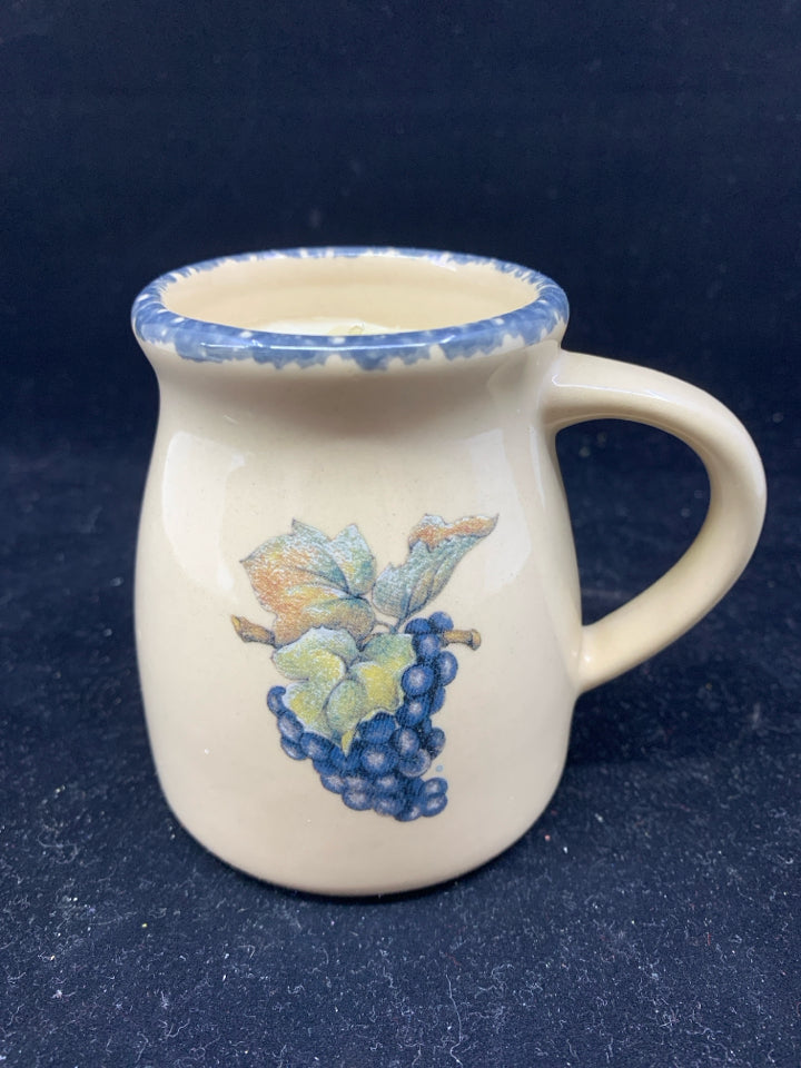 BLUEBERRY STONEWARE FILLED CANDLE.