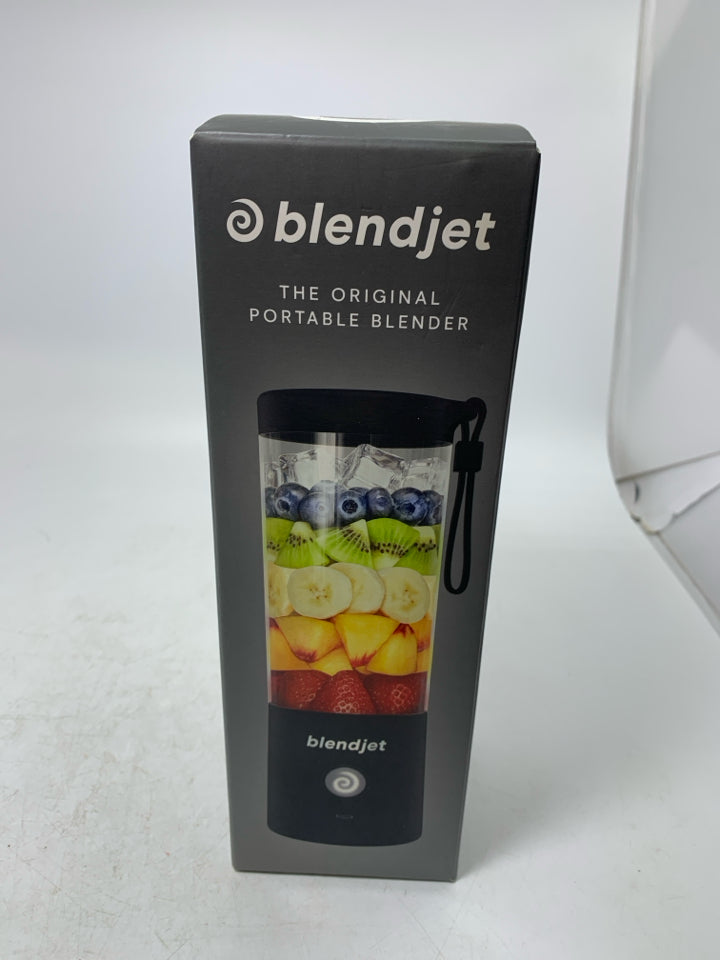 NIB BLENDJET PORTABLE BLENDER.
