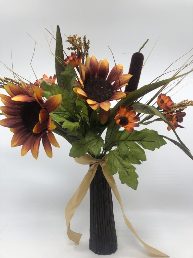 FALL BOUQUET IN STICK VASE.