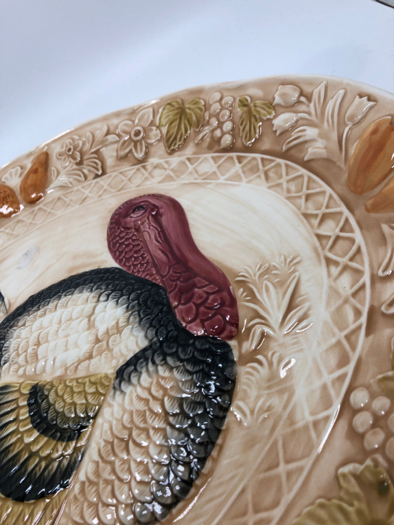 LARGE TURKEY PLATTER.