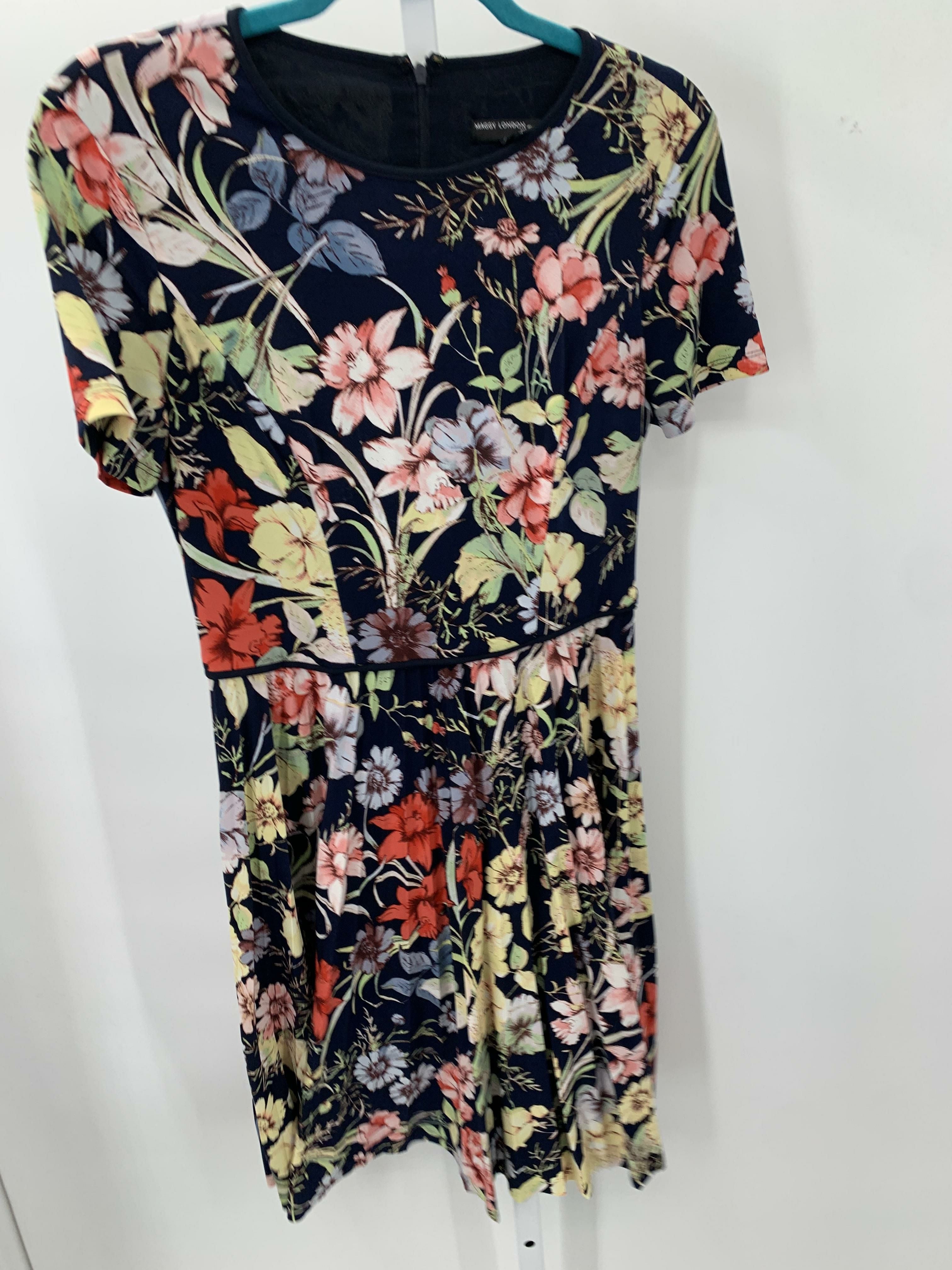 Maggy London Size 6 Misses Short Sleeve Dress