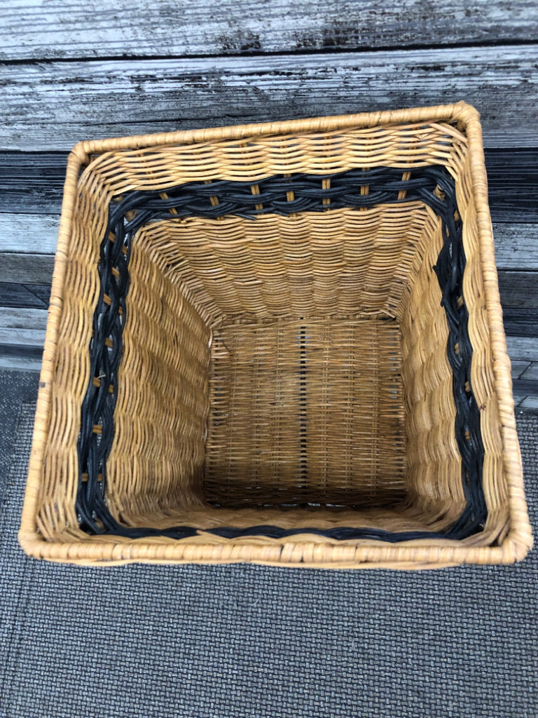 SQUARE WICKER PLANT STAND W/BOTTOM RACK & CURVED LEGS.