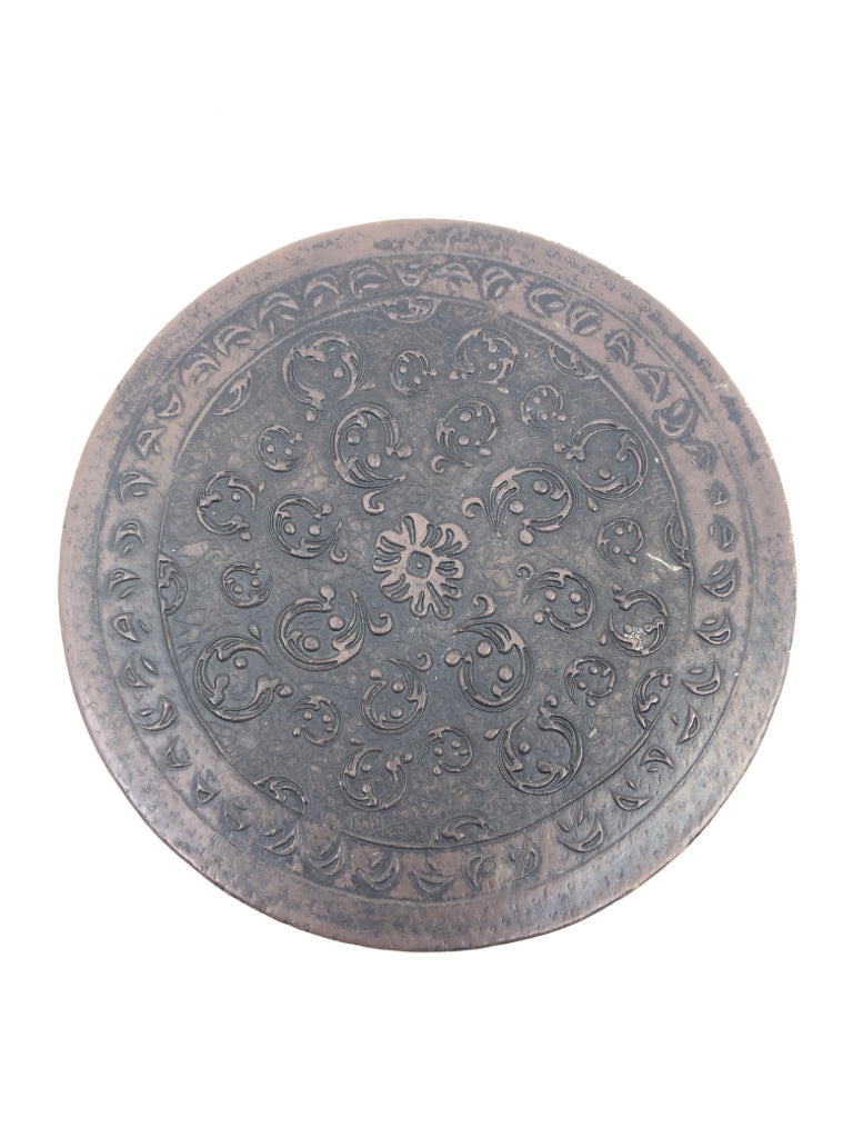 ROUND DARK FAUX LEATHER TRINKET BOX.