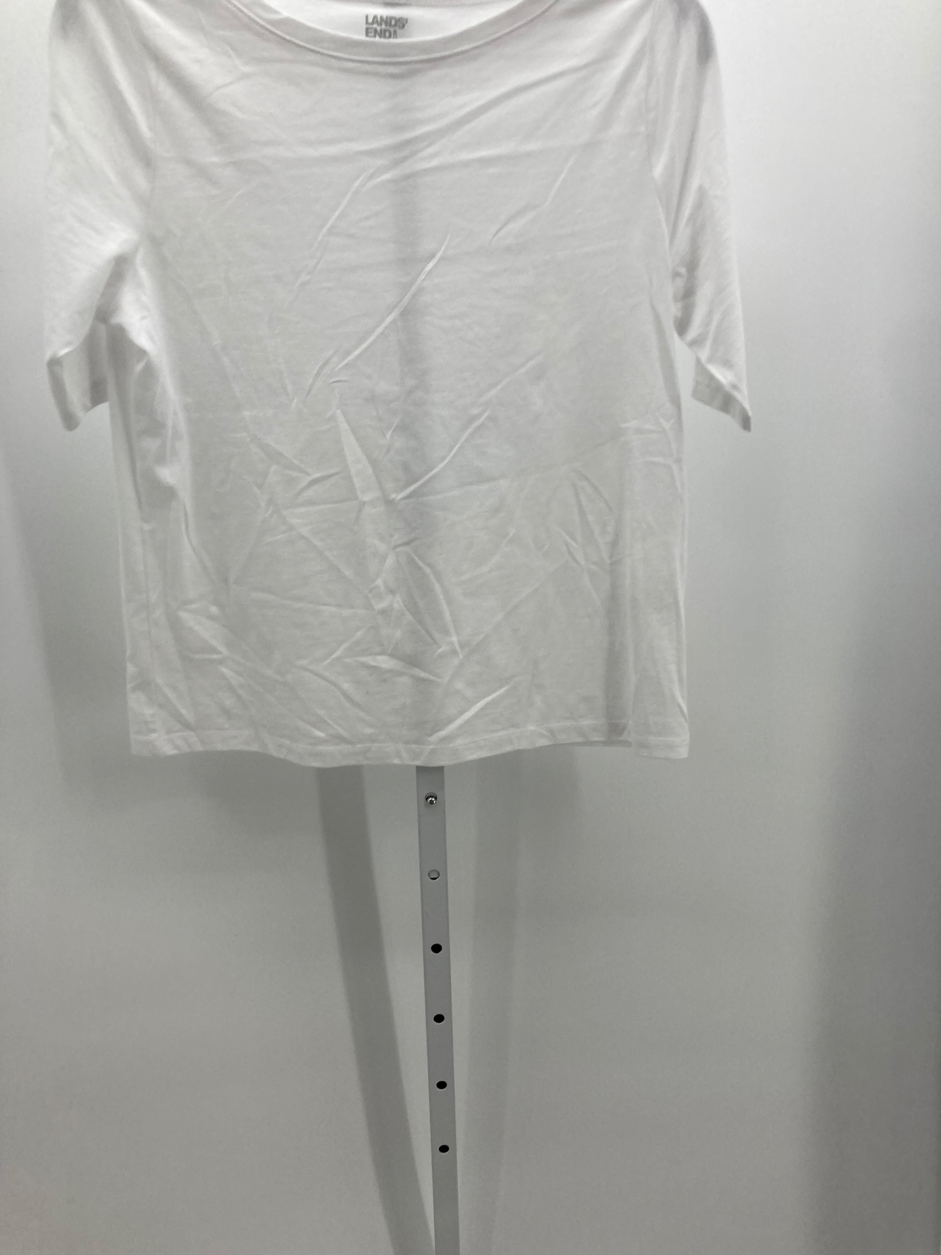 Lands End Size Medium Misses Short Sleeve Shirt