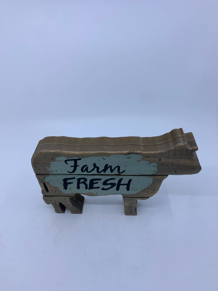 FARM FRESH WOOD COW.