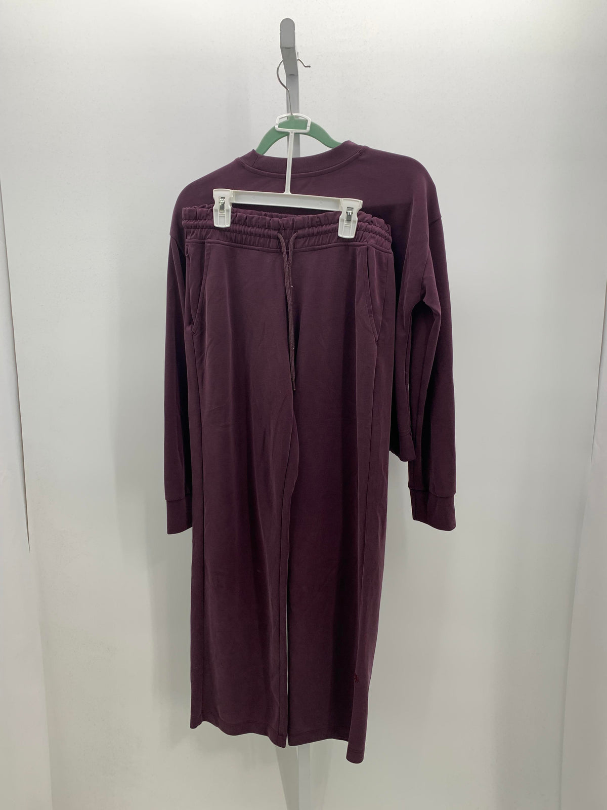 Athleta Size Small Misses 2 Piece