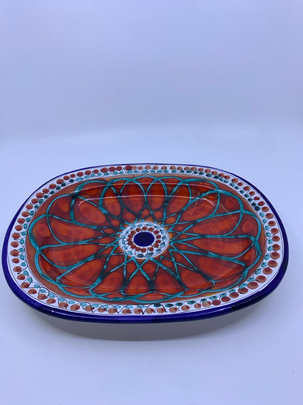 OVAL RED NAVY BLUE SERVER.