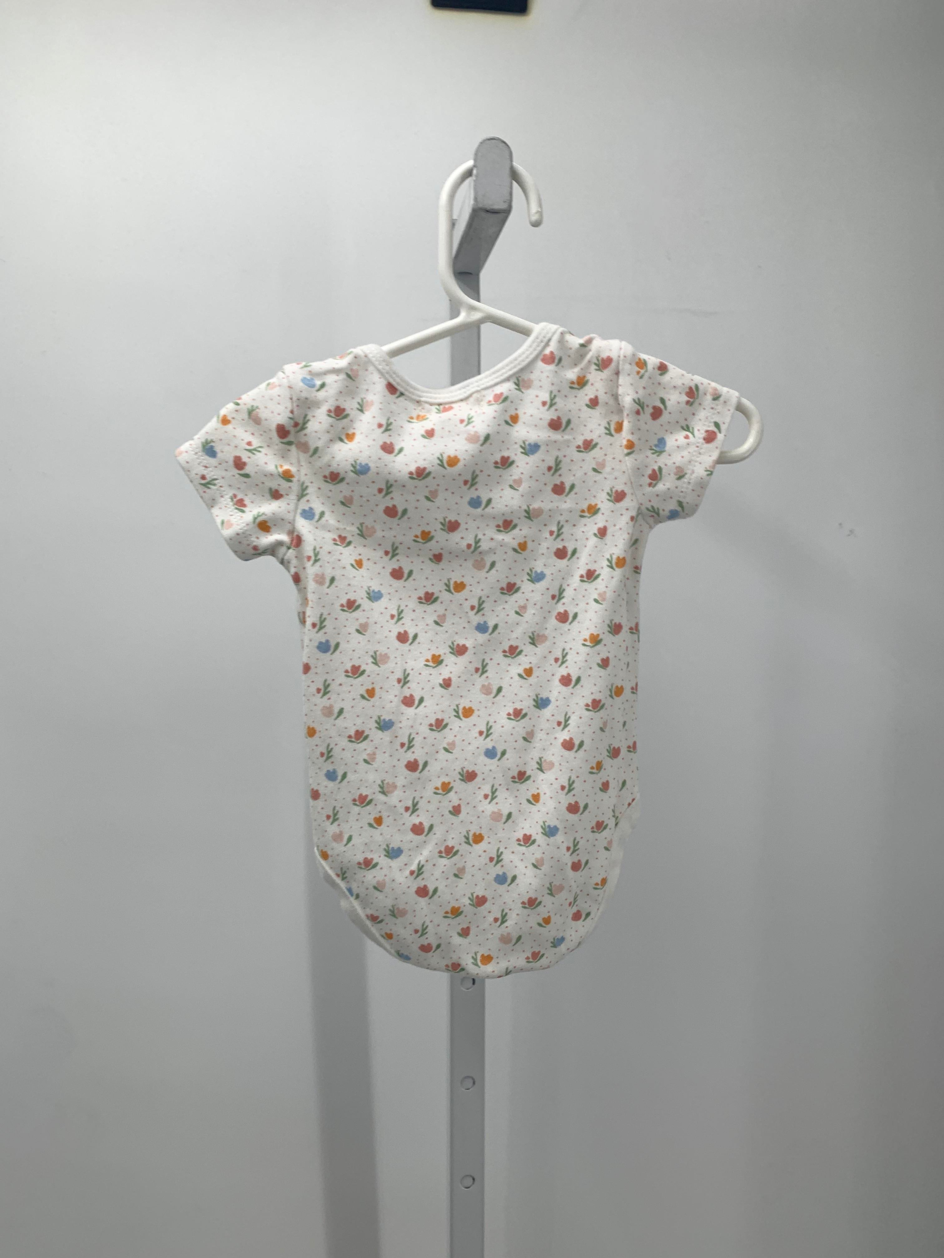 Rabbit + Bear Size 6-9 mon Girls Short Sleeve Shirt