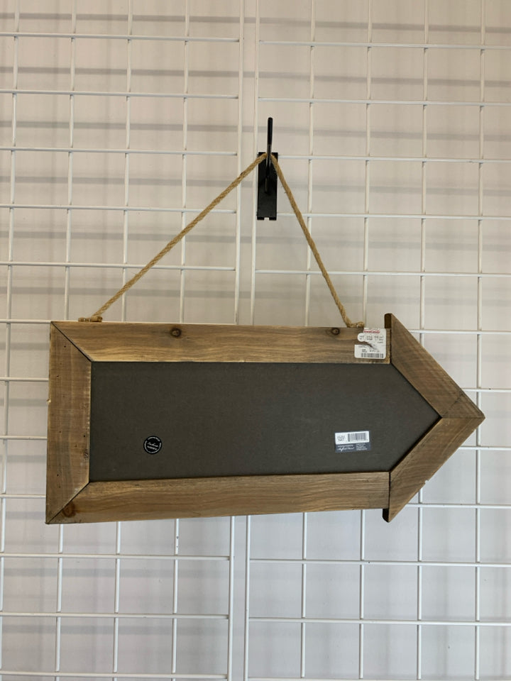CHALKBOARD WOOD ARROW SIGN.