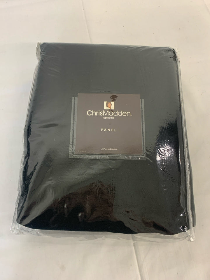 NIB 2 DOOR LENGTH BLACK CURTAIN PANELS.