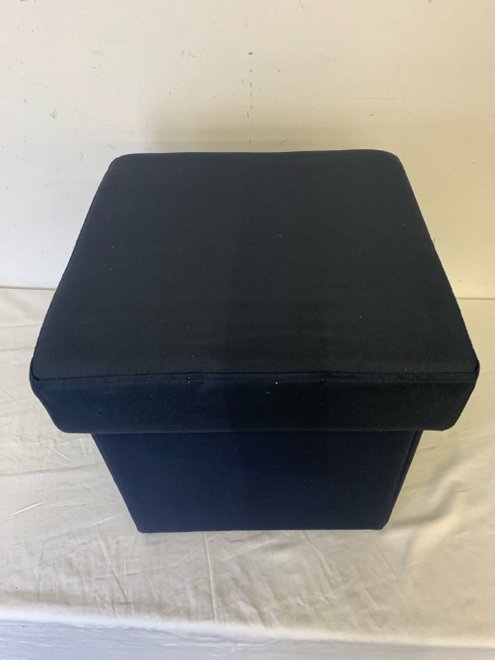 NAVY BLUE FOLDABLE FOOT CUBE OTTOMAN W/ TRAY.