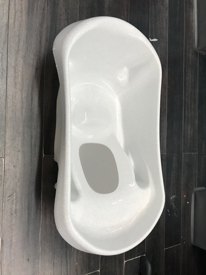 Baby bath, The First Years, white