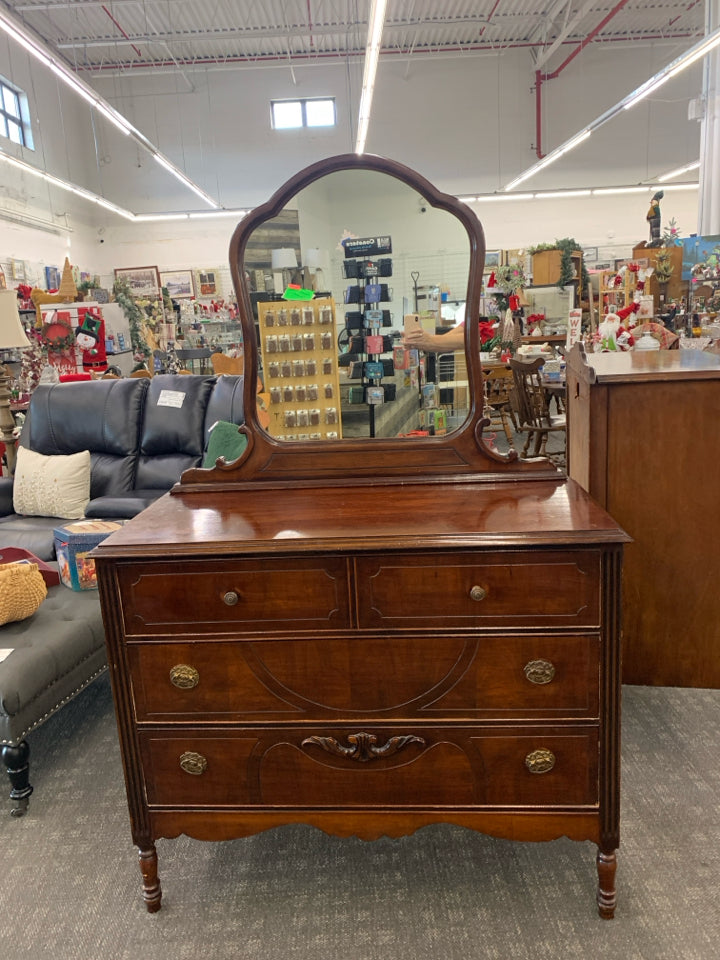 VTG DARK WOOD 4 DRAWEr WITH ATTACHED MIRROR DRESSER.