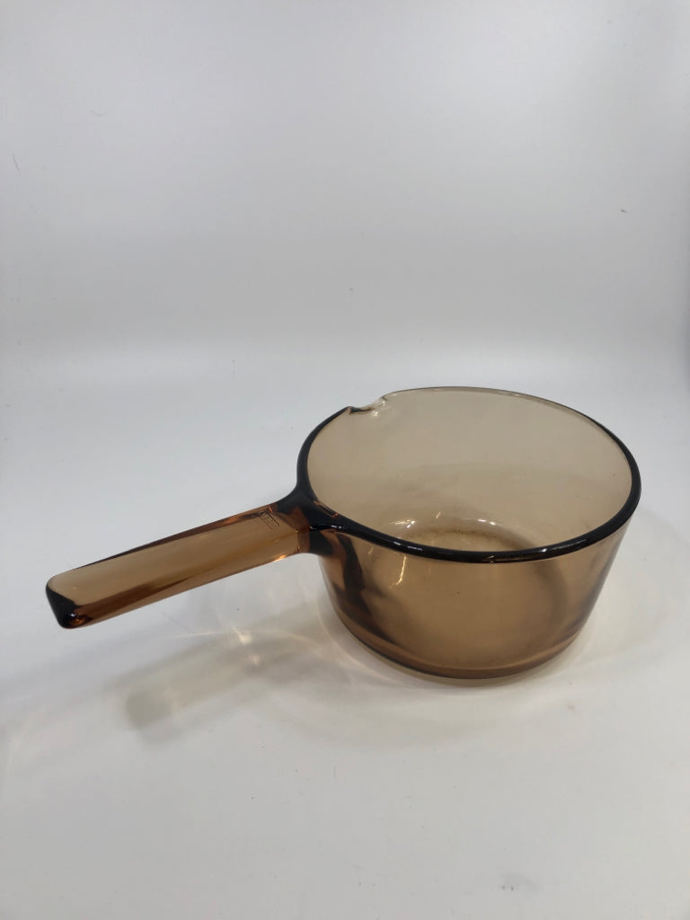 BROWN GLASS SAUCE PAN W/HANDLE.