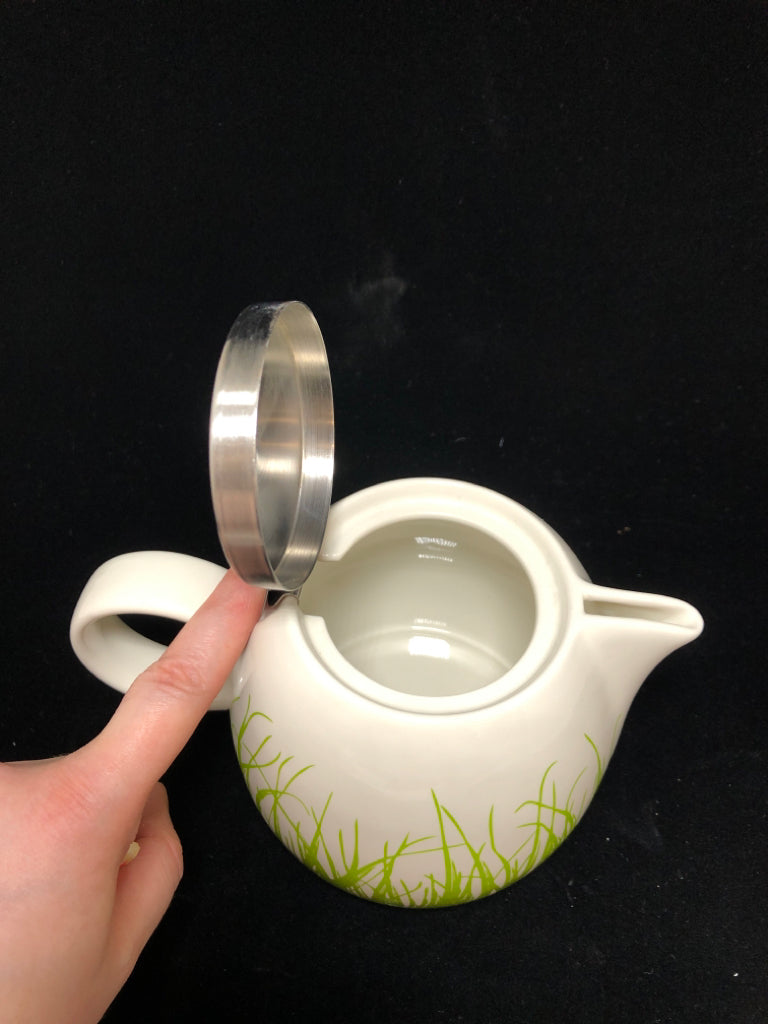 TEAFORTE GRASS TEAPOT.