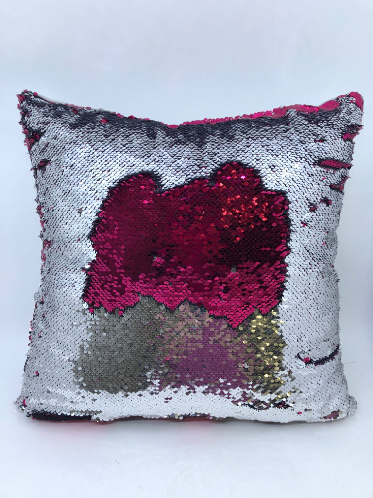 RED SILVER SEQUINS PILLOW.