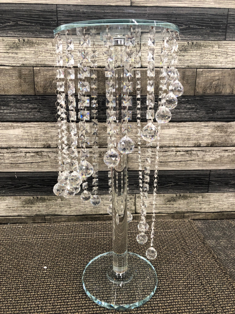CLEAR ACRYLIC SERVING STAND W/CRYSTAL PENDANTS.