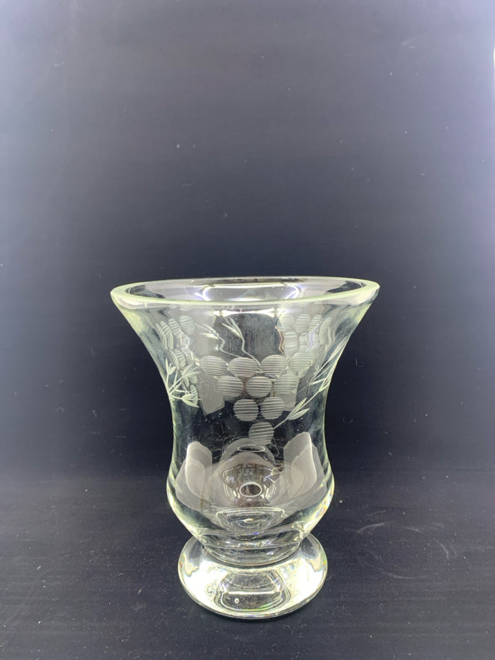 HEAVY CLEAR GLASS VASE W/ ETCHED LEAF DESIGN.