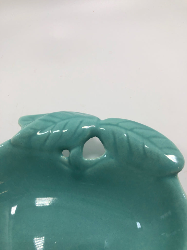 4 VTG HOENIG AQUA APPLE SHAPED CERAMIC DISHES.