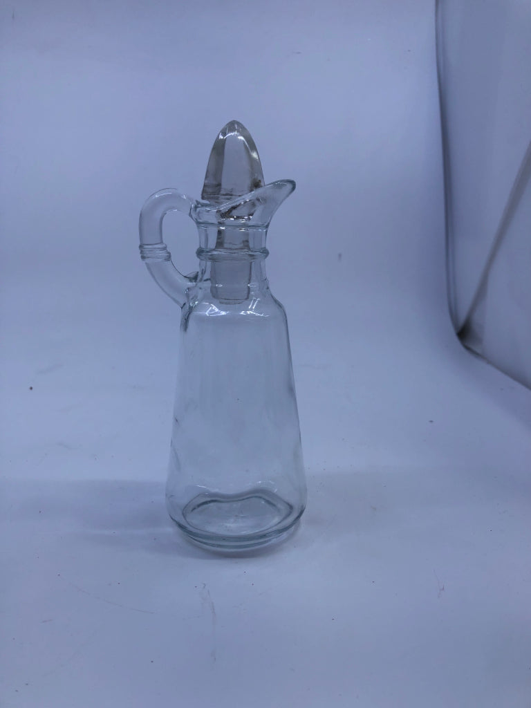 SMALL GLASS BOTTLE W STOPPER.