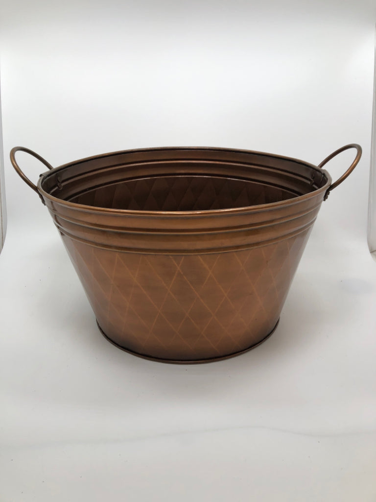 COPPER COLOR STORAGE BIN.