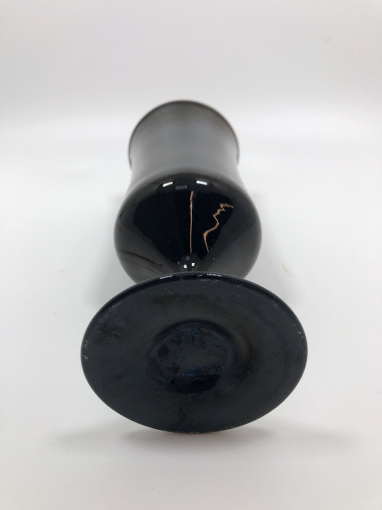6 BLACK RAISED GOBLETS.