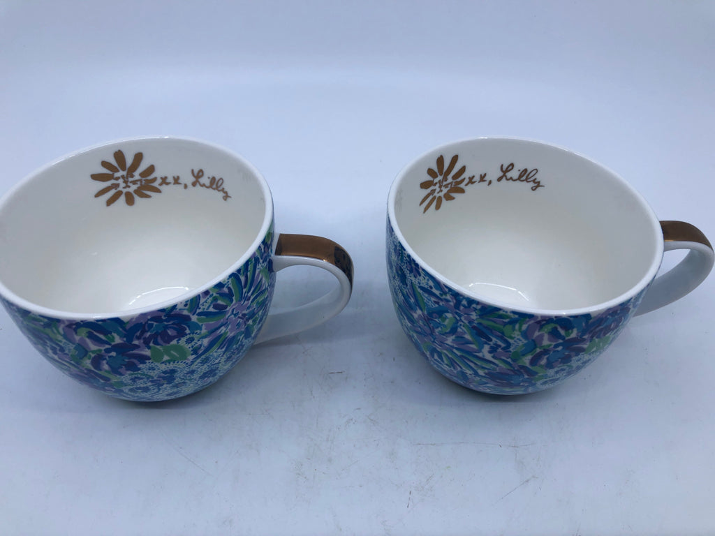 2 LIGHT BLUE LILLY PULITZER MUGS.