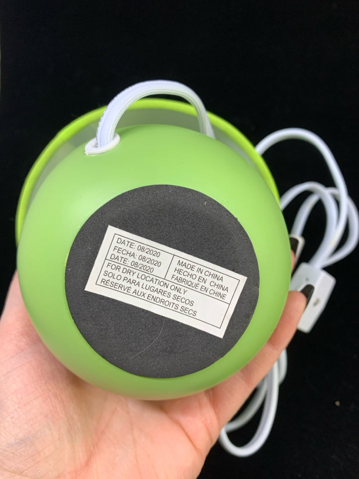 SMALL GREEN DESK LAMP W/GREEN SHADE.