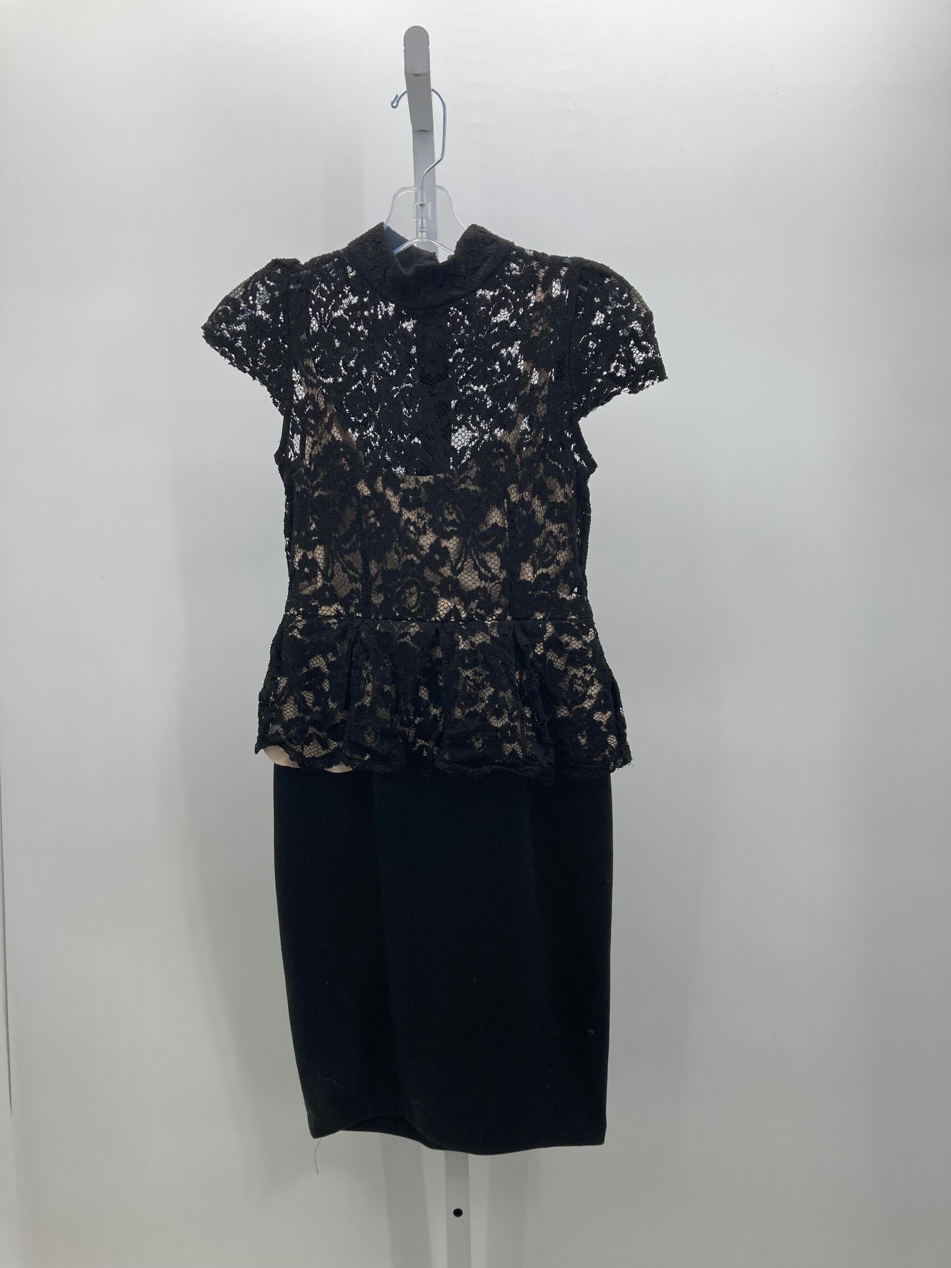 Venus Size 4 Misses Short Sleeve Dress