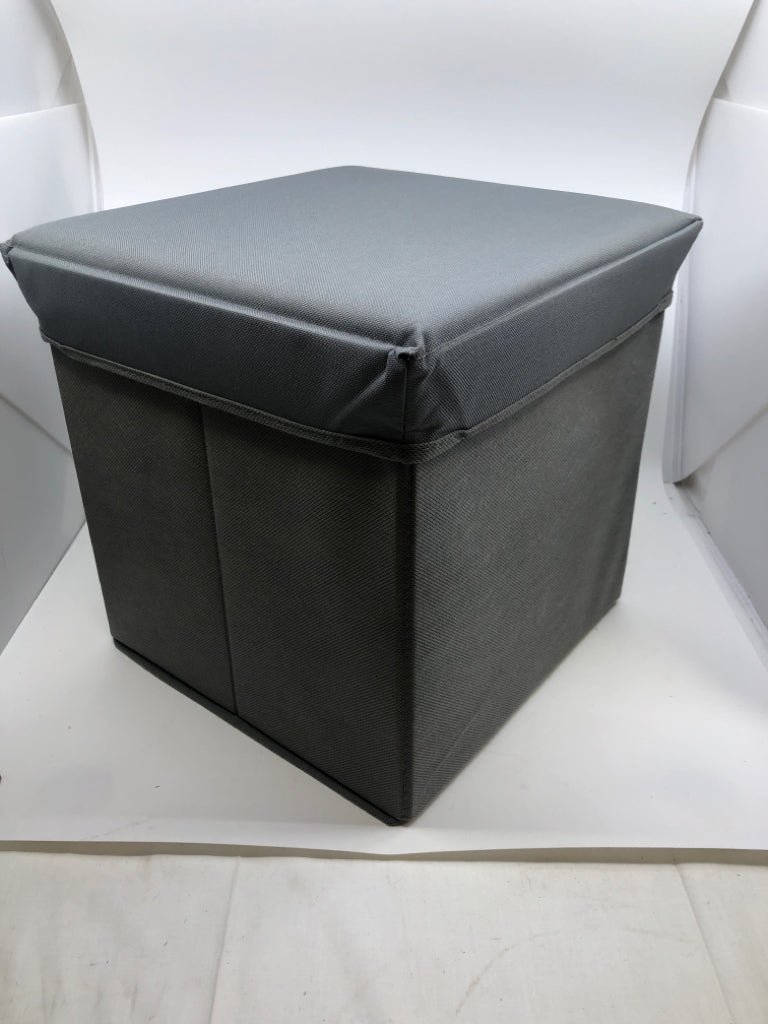 GREY COLLAPSIBLE STORAGE SEAT FABRIC.