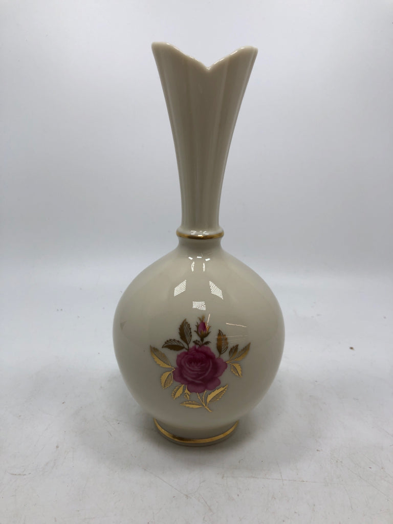 LENOX PINK ROSE BUD VASE.