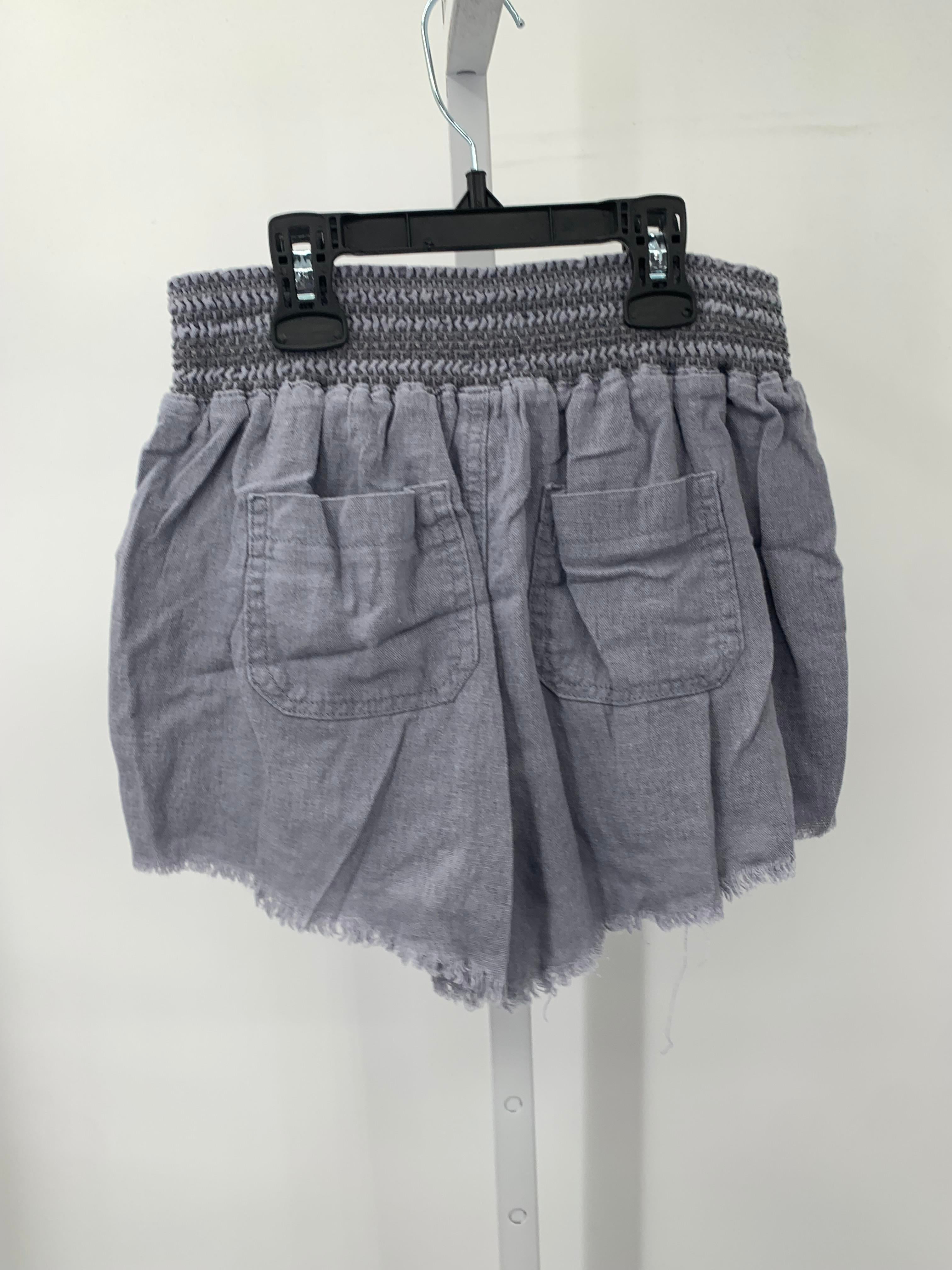 Size Medium Juniors Shorts