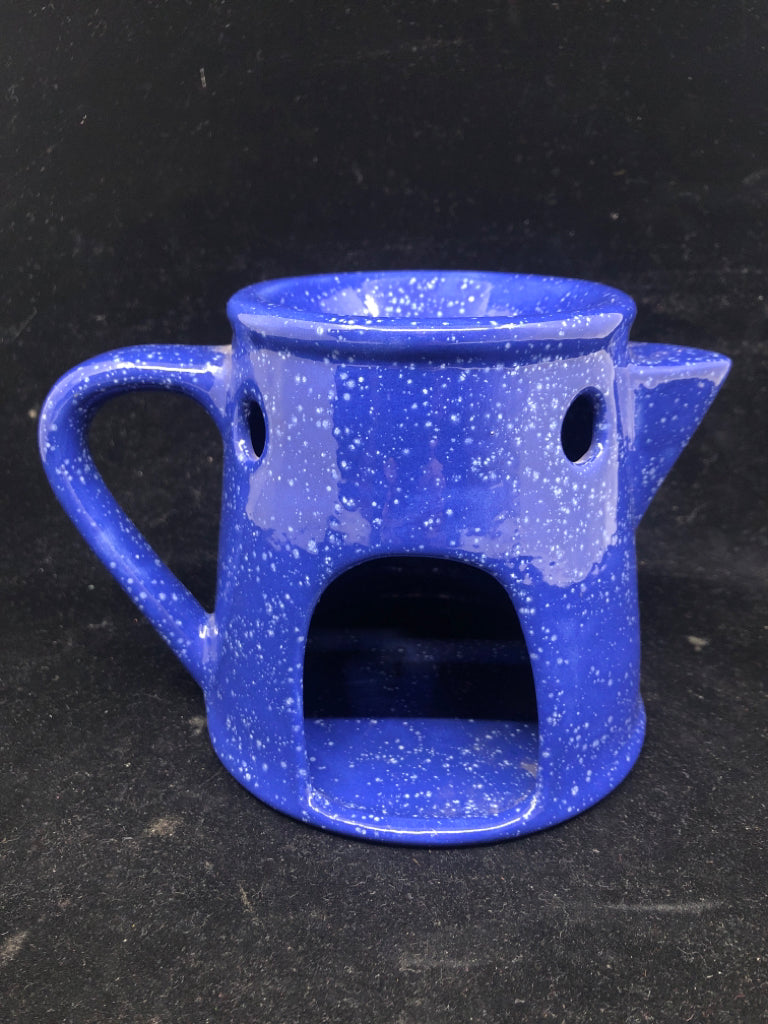 BLUE AND WHITE TEAPOT WAX WARMER.