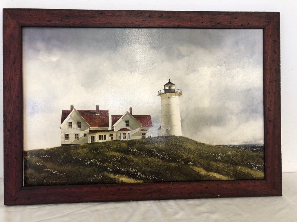 LIGHT HOUSE IN RED WOOD FRAME WALL HANGING.