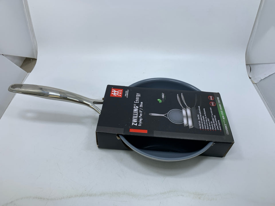 NIP ZWILLING ENERGY FRYING PAN.