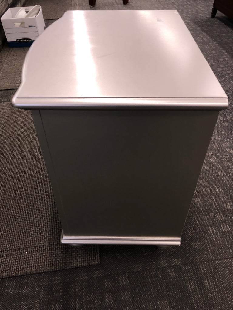 SILVER 3 DRAWER NIGHTSTAND.