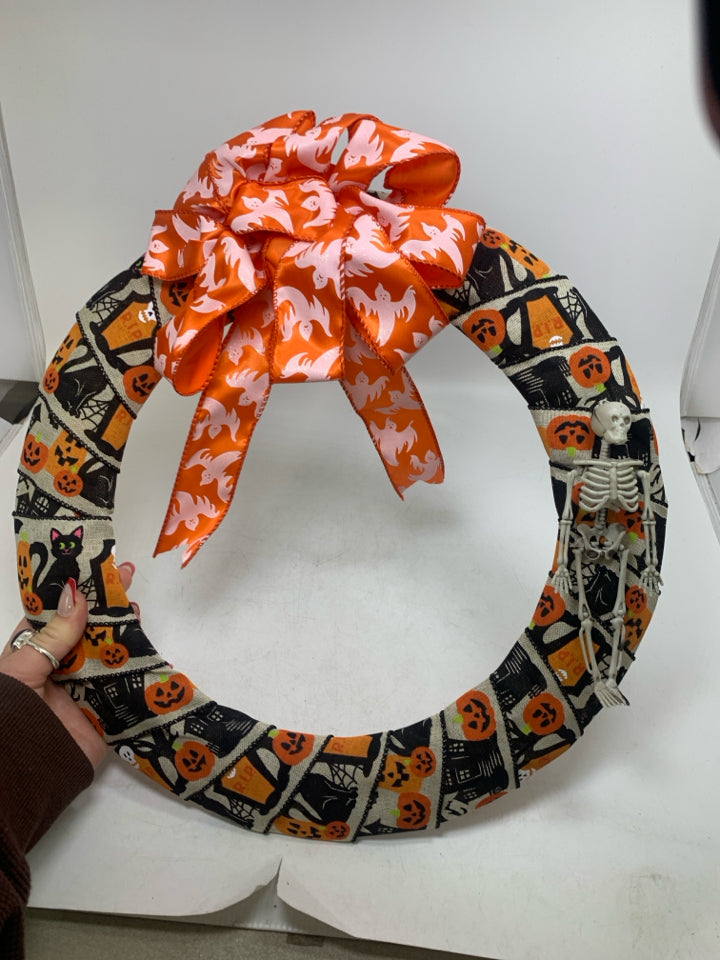 HALLOWEEN RIBBON WRAPPED WREATH.