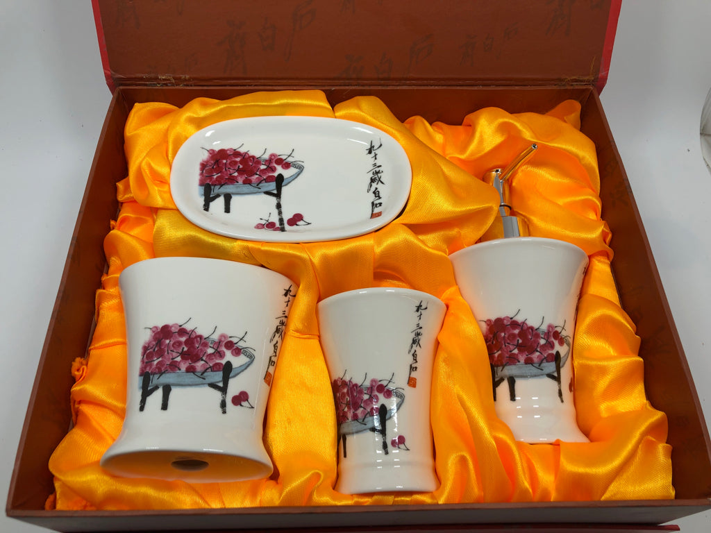 4PC JAPANESE FLORAL BATHROOM SET IN BOX.