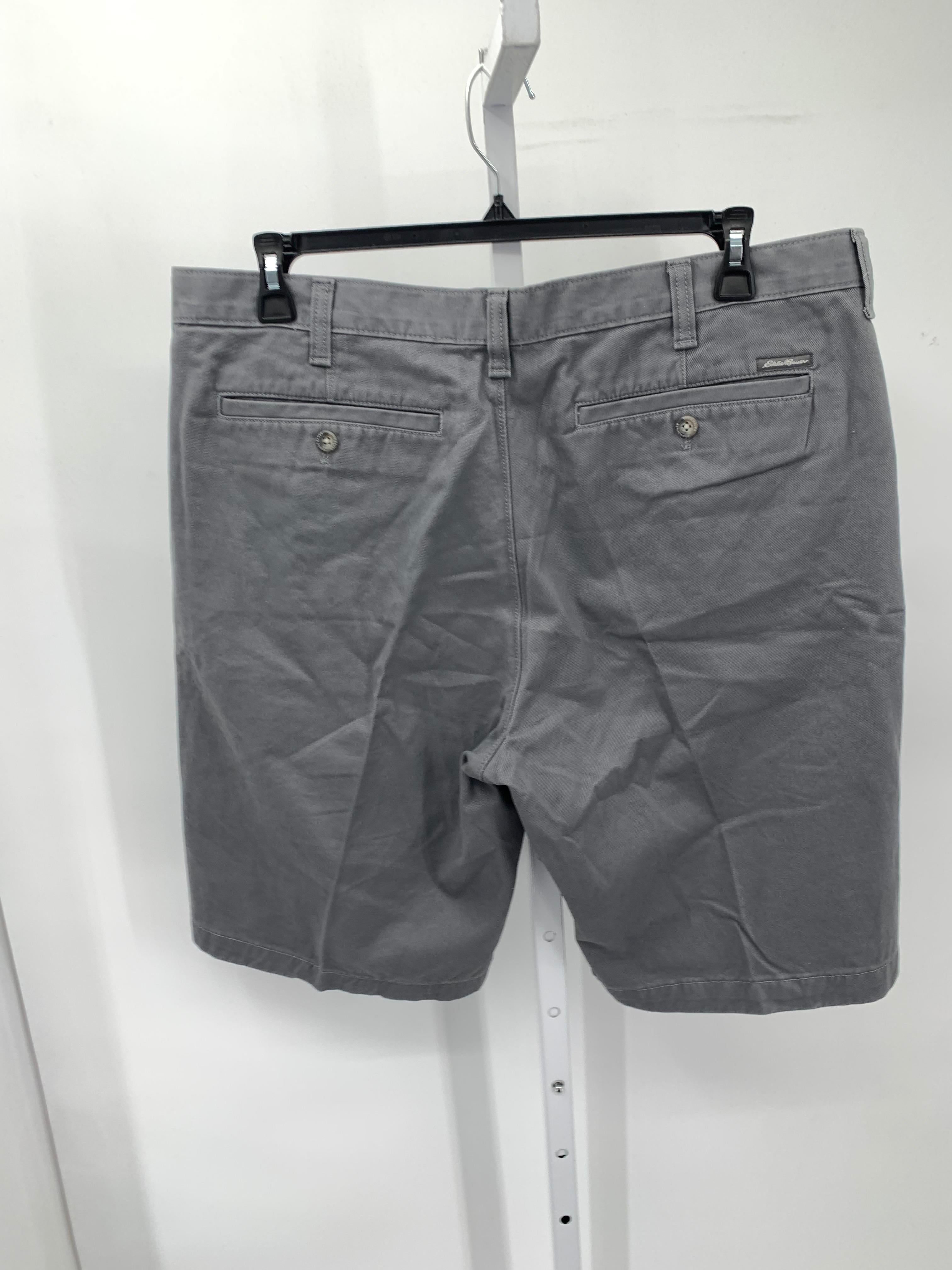 KHAKI SHORTS