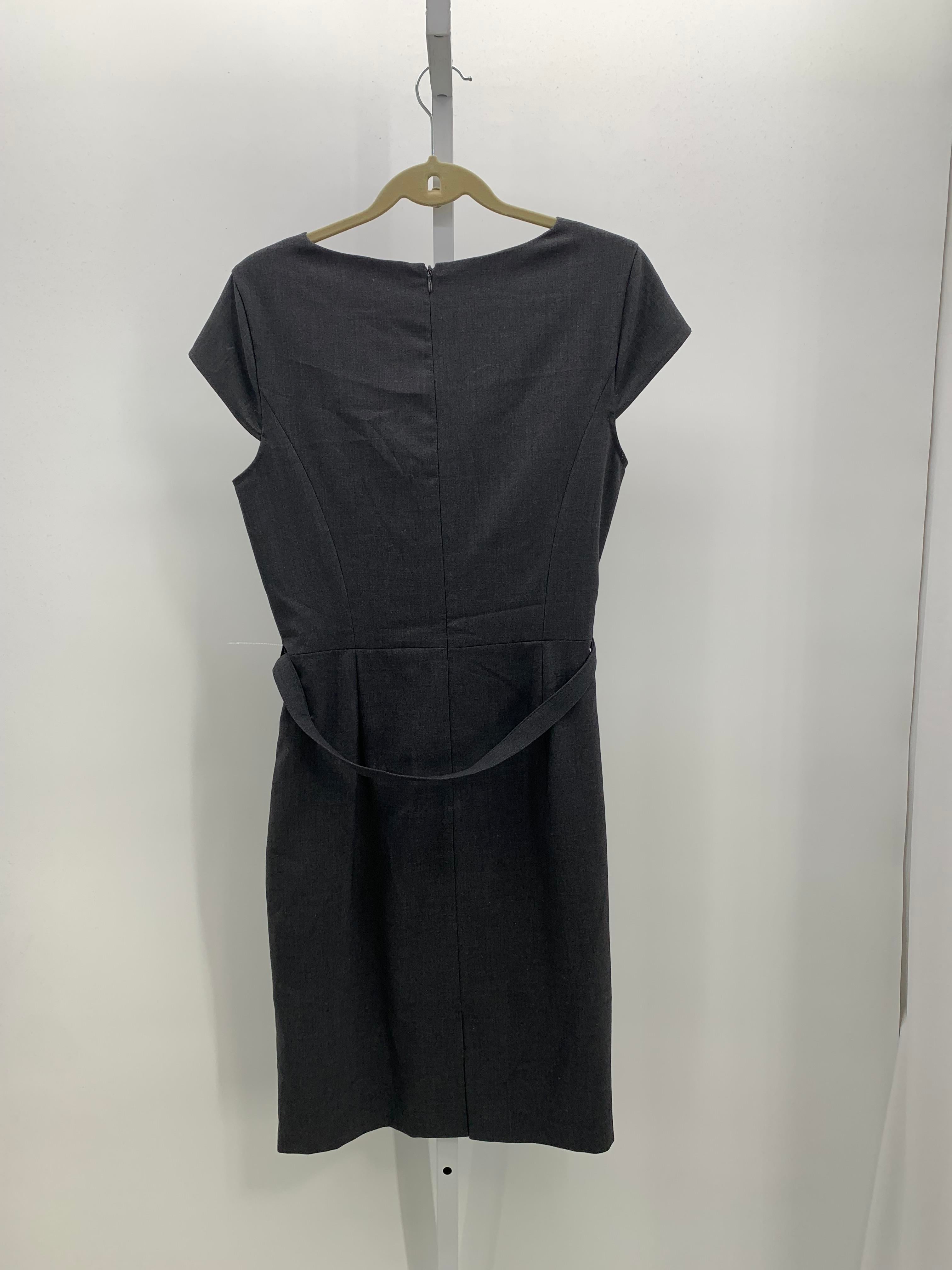 Calvin Klein Size 10 Misses Short Sleeve Dress