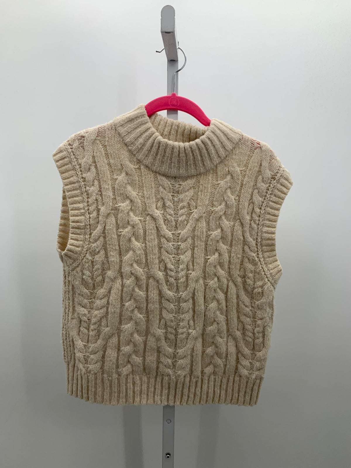 A New Day Size Medium Misses Sleeveless Sweater