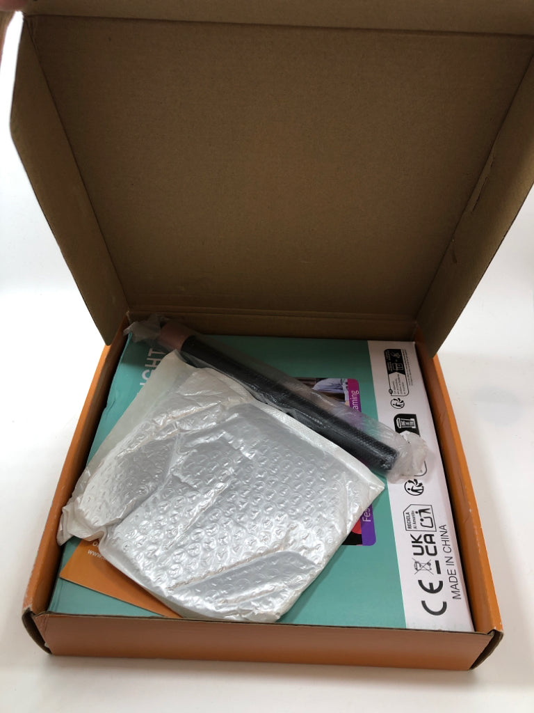 NIB LED LIGHT KIT.