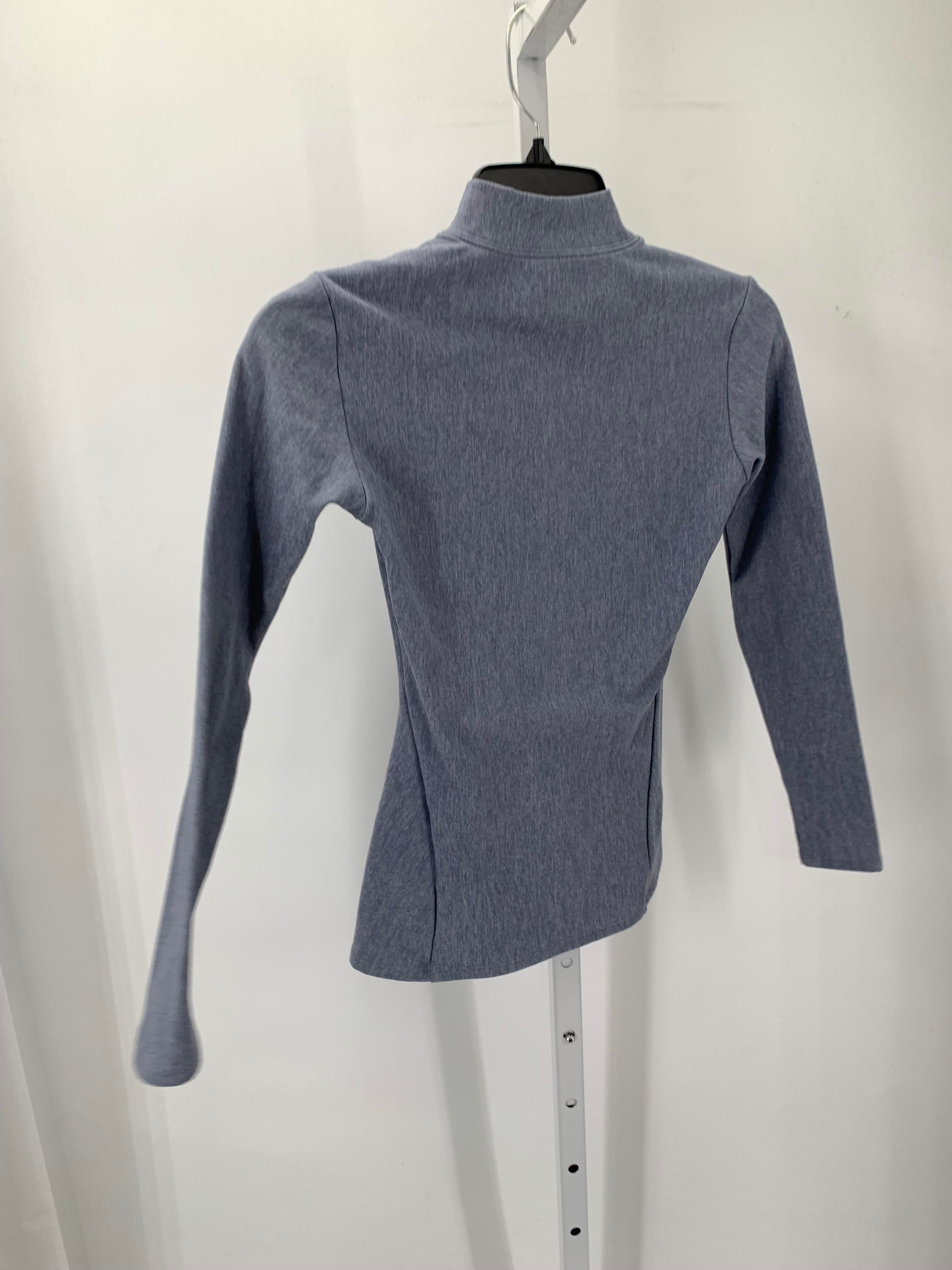 Under Armour Size Small Misses Long Sleeve Shirt