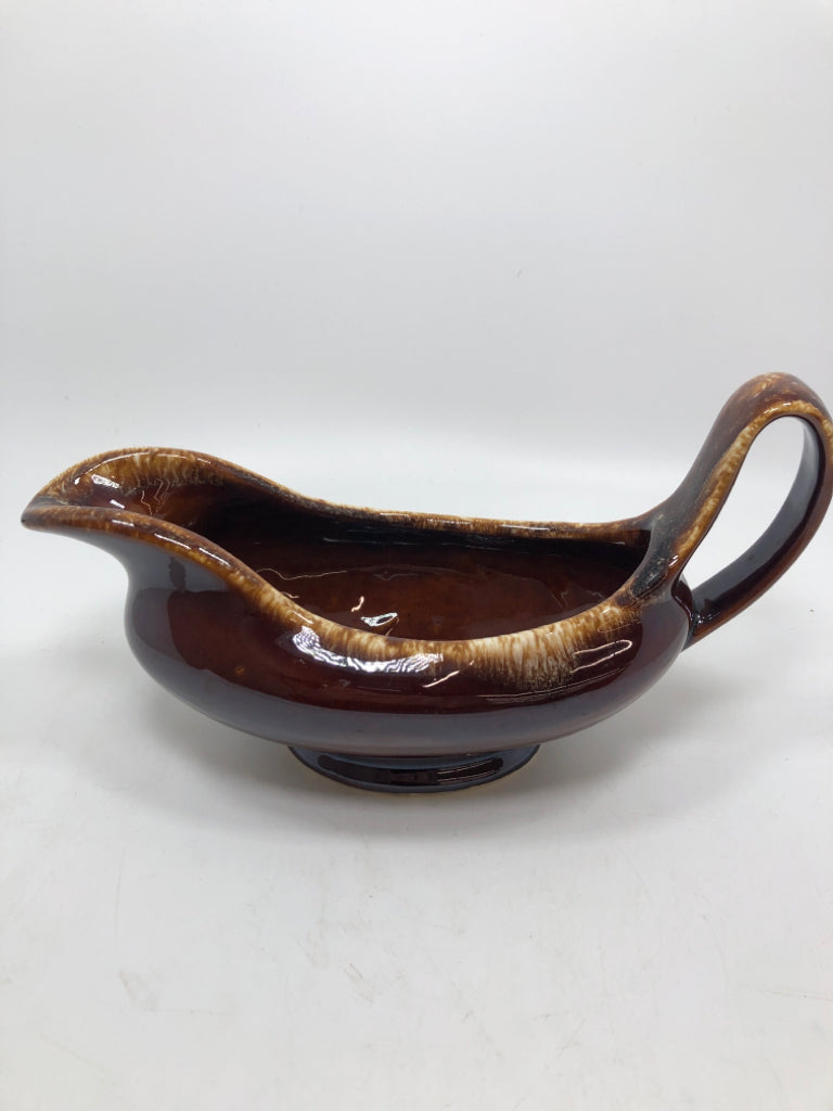 VTG BROWN DRIP GLAZE GRAVY BOAT.