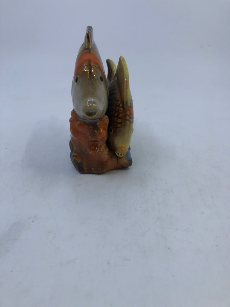 CERAMIC 2-FISH FIGURINE W/COLORFUL GLAZE.