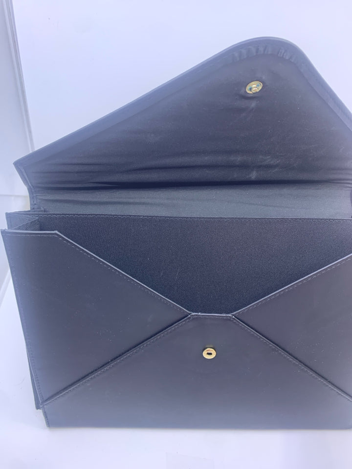 FAUX BLACK LEATHER ENVELOPE FOLDER.