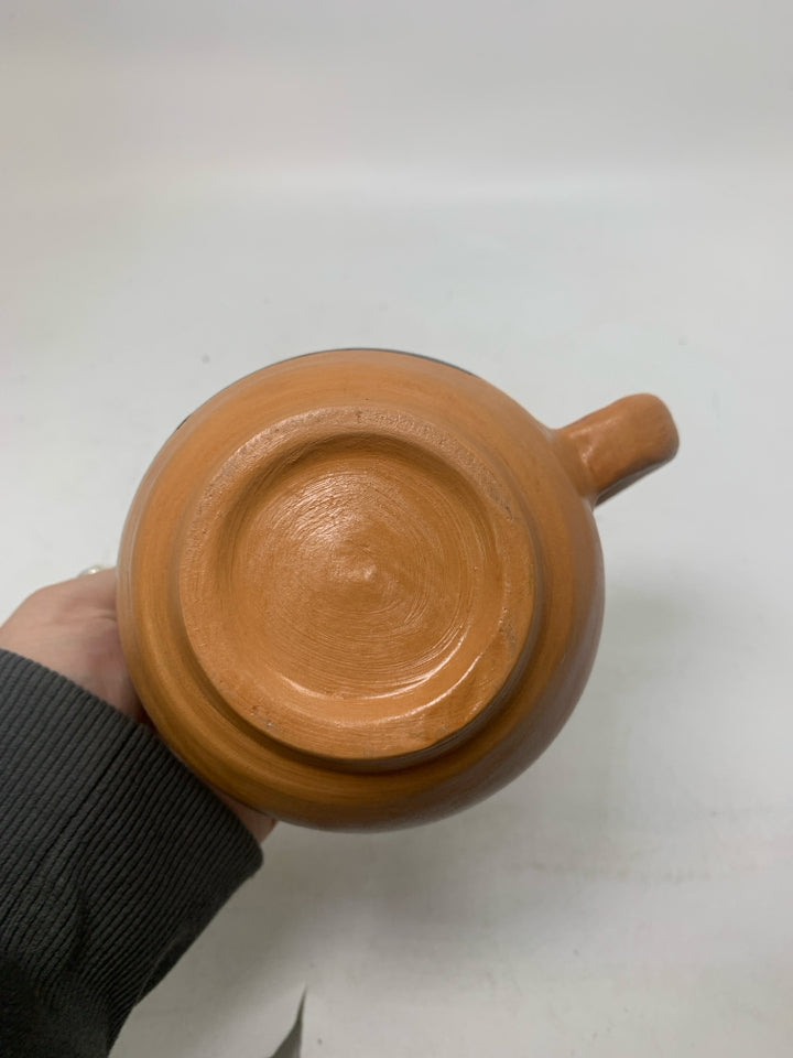 AZTEC PATTERN CERAMIC MUG.